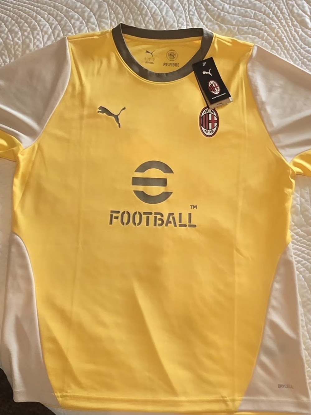 Mens Puma Yellow and White AC Milan Football Shirt - Picture 3 of 4